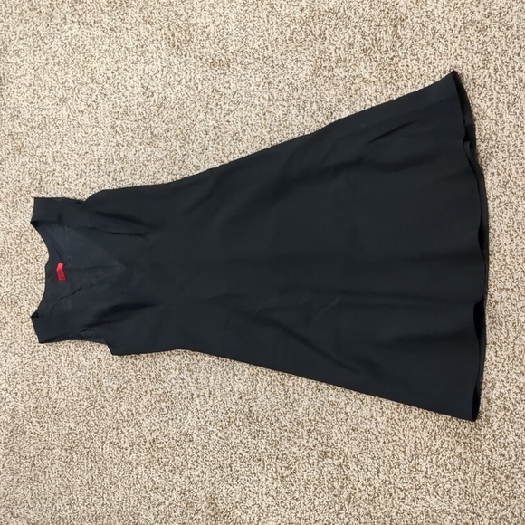 Hugo Boss classic v-neck sleeveless little black dress size 4 wool - Picture 1 of 14